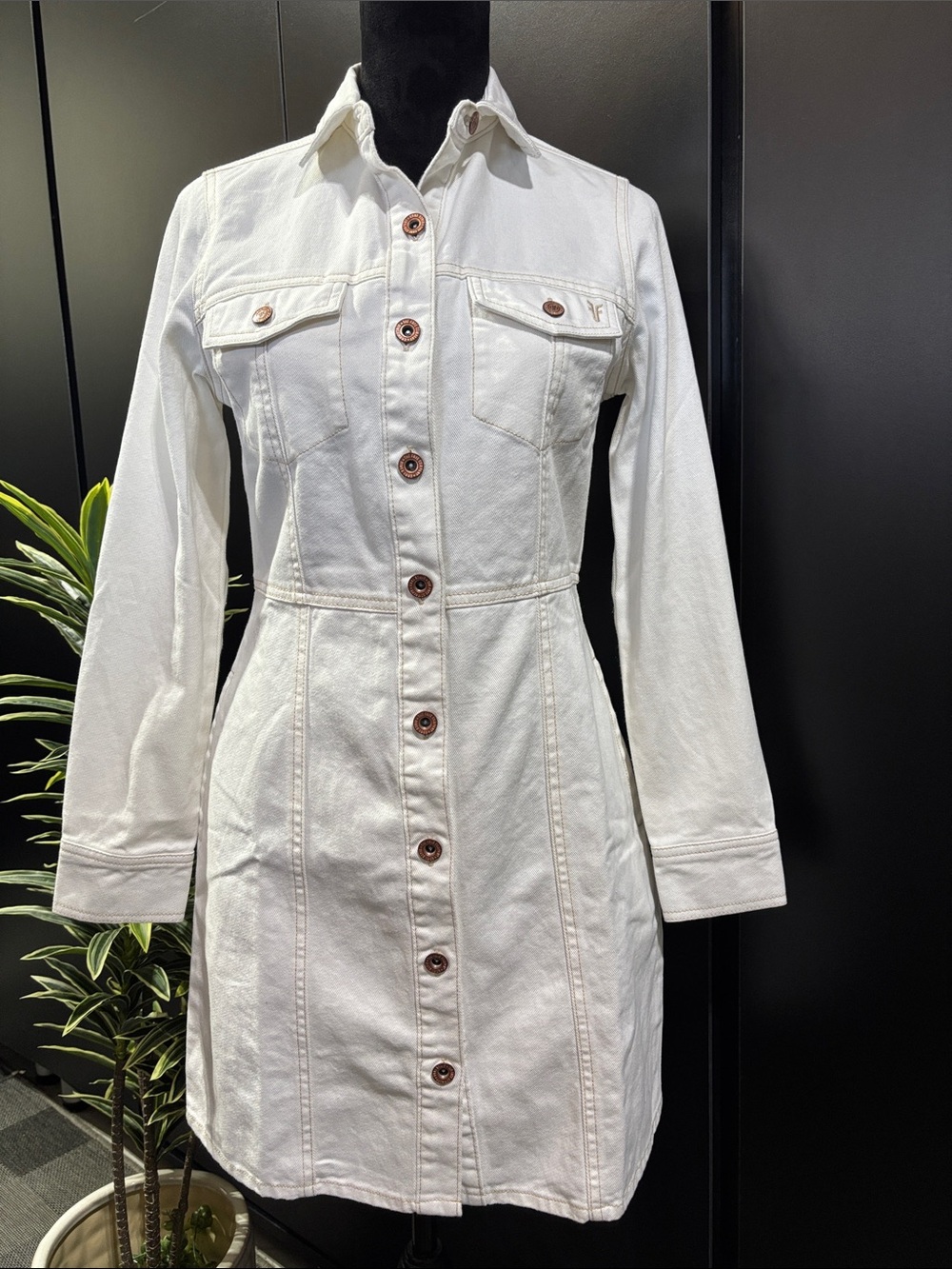 FRYE Denim,tailored,chest & hip pockets,button down,WesternJacket:dress,top